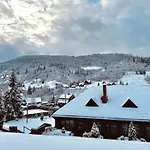 Hotel Filvarok *