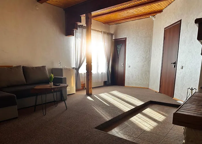 Filvarok Hotel